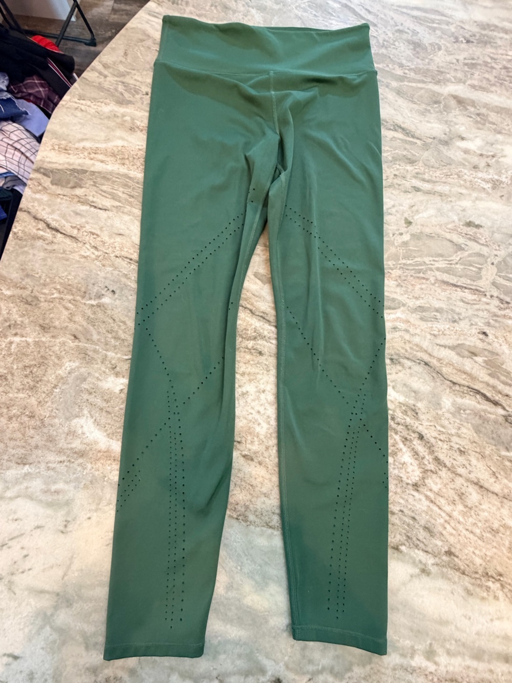 Joy lab Forest Green High Rise Workout Leggings Laser Cut Athletic Yoga Pants M